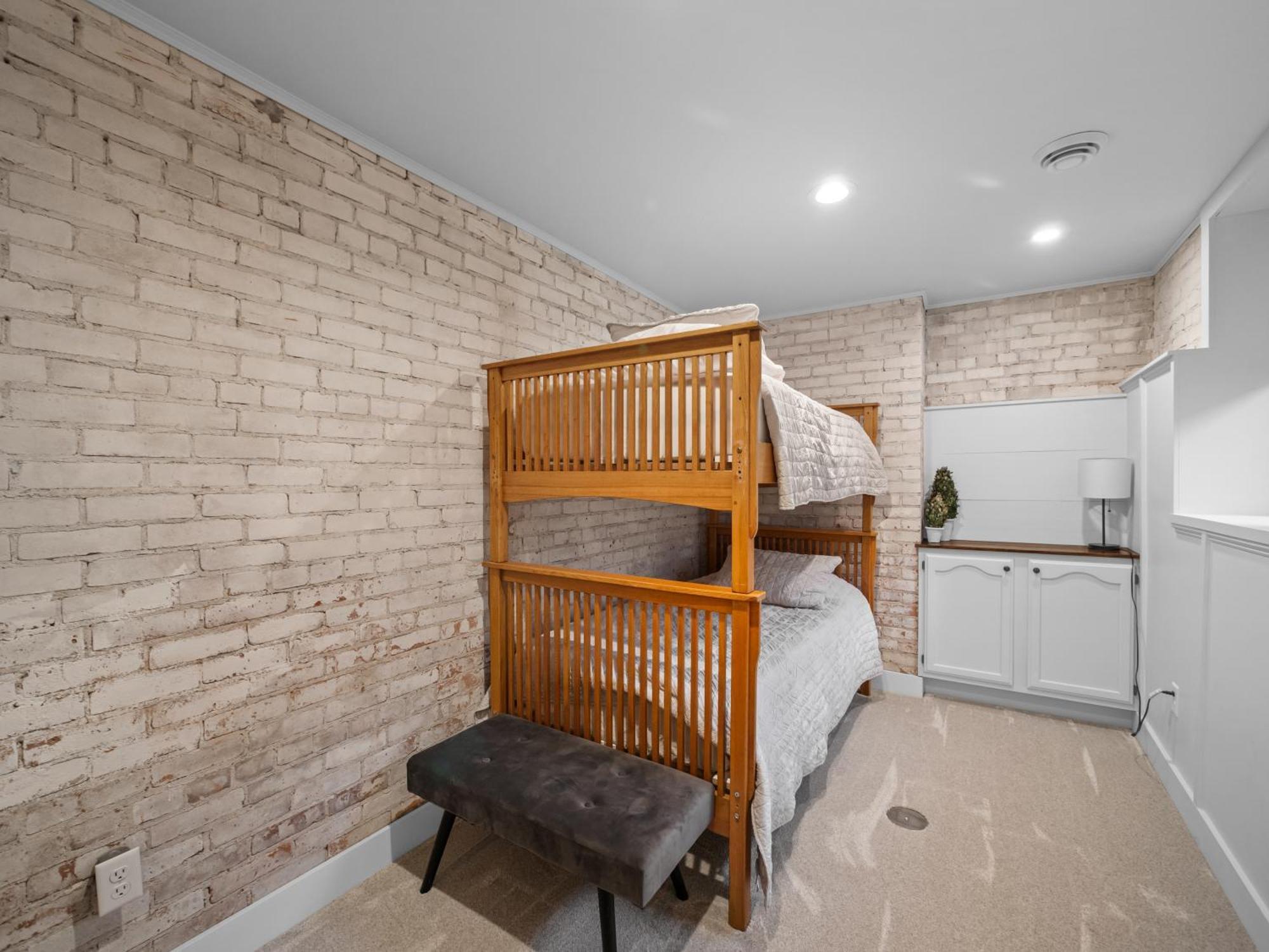 Spanish Charm 4Bed/3Bath Waupaca Экстерьер фото